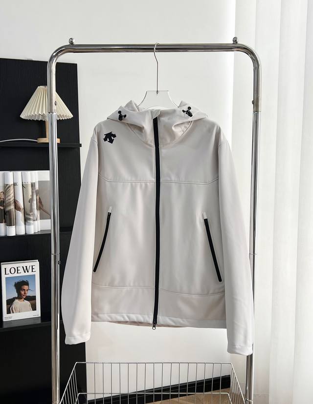 9903# Descente Overseas Boutique Waterproof and Breathable Softshell Fleece Line 9903# Descente Overseas Boutique Waterproof and Breathable Softshell Fleece Line