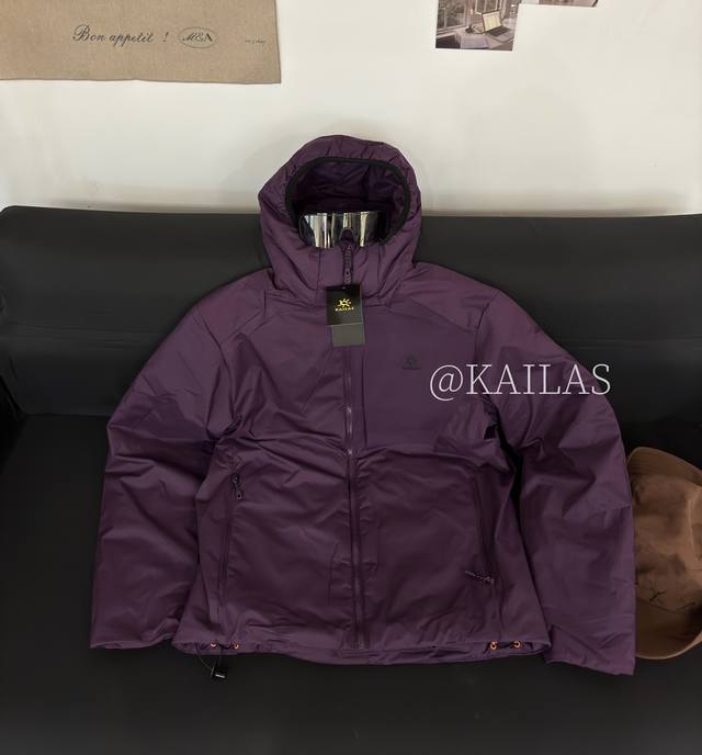 Official Version "Graphene Heated Cotton Jacket" This softshell jacket features