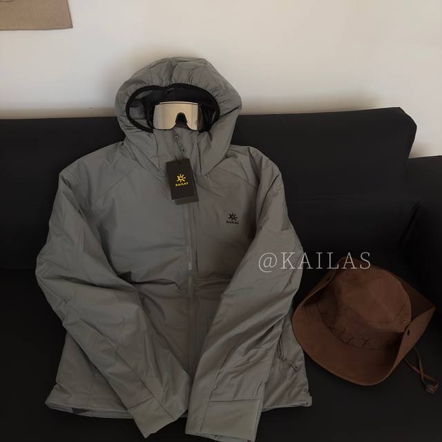 Official "Graphene Heated Cotton Jacket" from (a brand name). This softshell jac