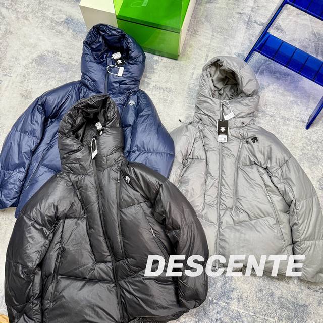 Descente Allterrain 81 Series Men's Glossy Down Jacket. Featuring high-end all-t