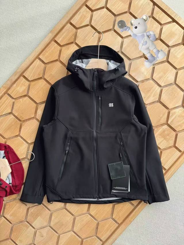 Kolon Sport Autumn/Winter New Arrival: Unisex Autumn/Winter Windproof and Rainp