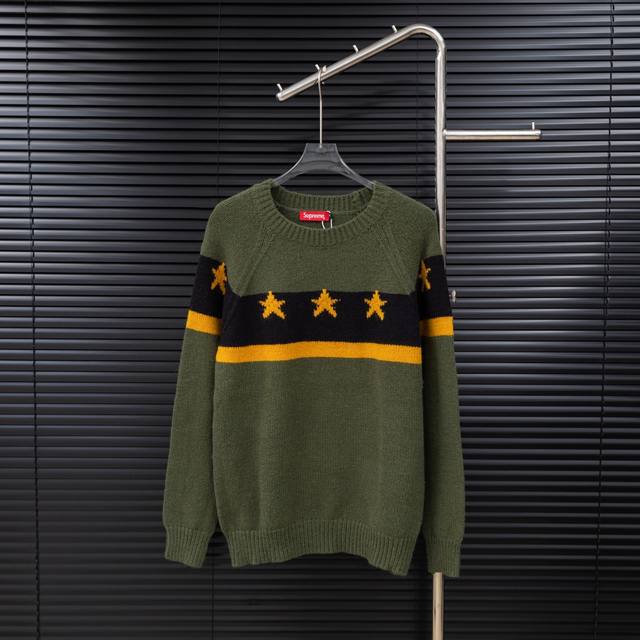 Style: Supreme five-pointed star patchwork knit long sweater Size: S-XL Fabric: