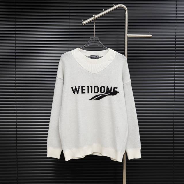 Style: We11Done Classic Knitted Long-Sleeve Sweater Size: S-XL Fabric: Wool Blen