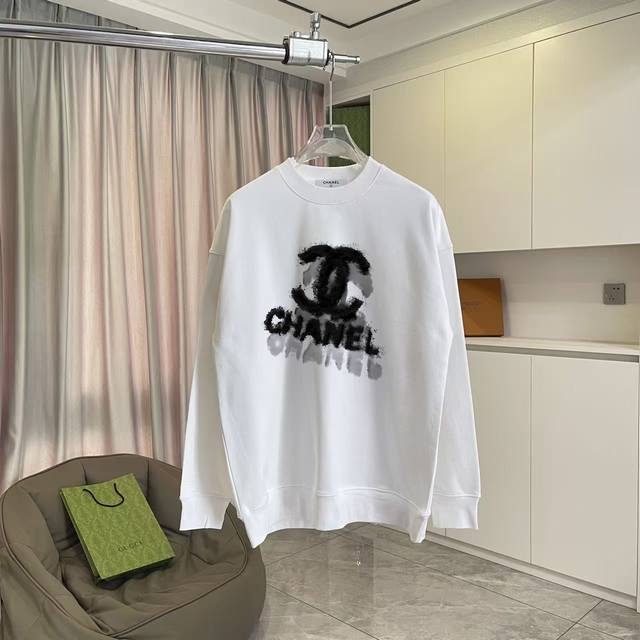 Chanel 2025 Fall/Winter New Arrival Double C Logo Print Custom Fabric 400G Crew