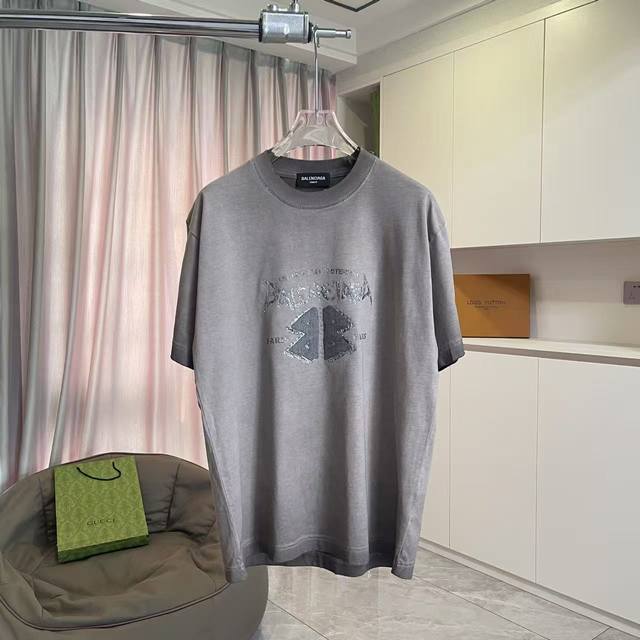 Balenci*Ga Paris 2025 Autumn/Winter New Style Washed Distressed Ripped 3D Letter