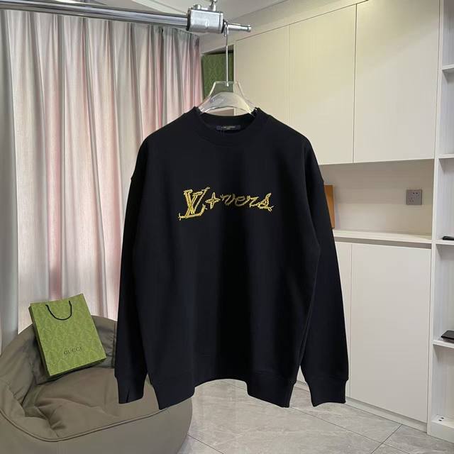 Lv*2025 Autumn/Winter New Arrival, Gold Thread Embroidered Letter Logo, Custom F