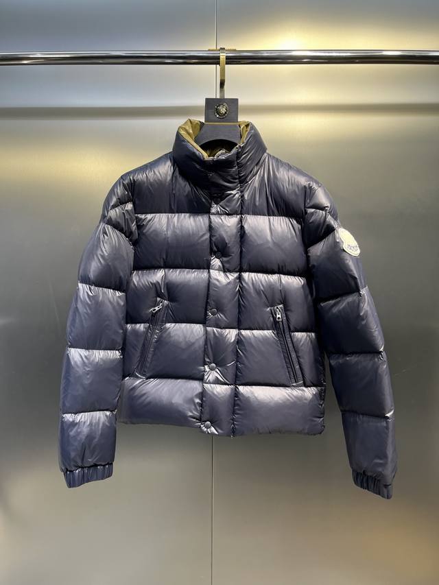 Moncler Tripiti Men's Short Down Jacket (Ddd). The Tripiti down jacket is made o