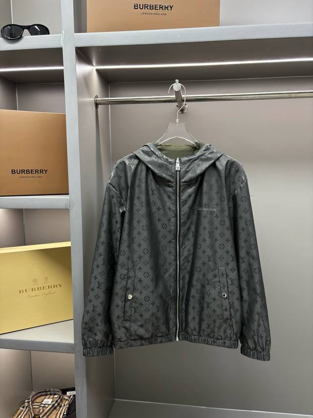 LV Jacquard Reversible Jacket (Ddd) Featuring full LV Fishnet jacquard weave, th