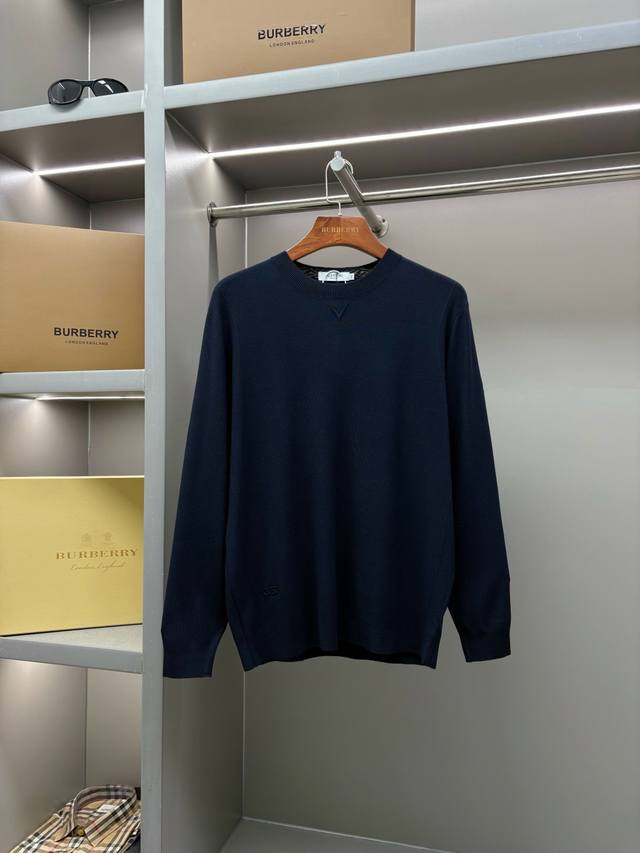 Valentino New Sweater. Made with custom-made natural medium-thick imported wool