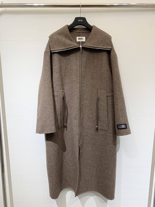 Mm6 2025 Autumn/Winter Hot Selling Black Label Series Two-Tone Waist-Slimming Ca