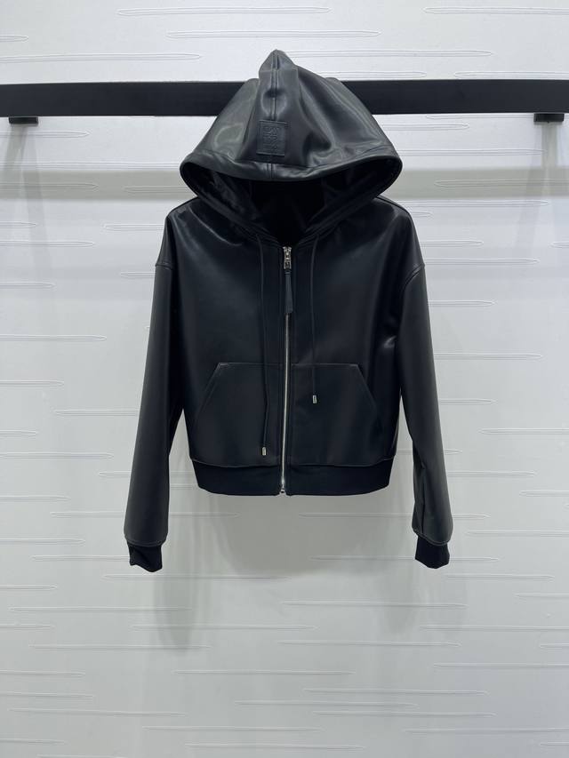 New Arrival! High-Quality Original Loew*2025 Early Autumn Collection! Faux leath