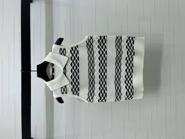 New Arrival! High-Quality Original Loew*2025 Early Autumn Collection! Striped Co