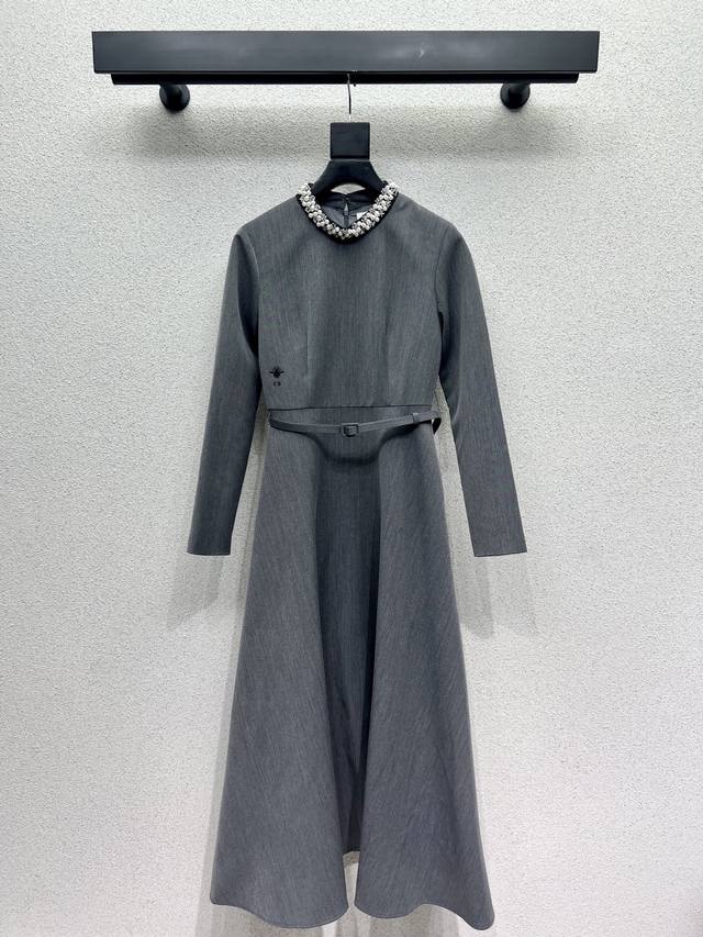 D brand bee long dress, heavy-duty beaded collar, 20% wool, comfortable, versati