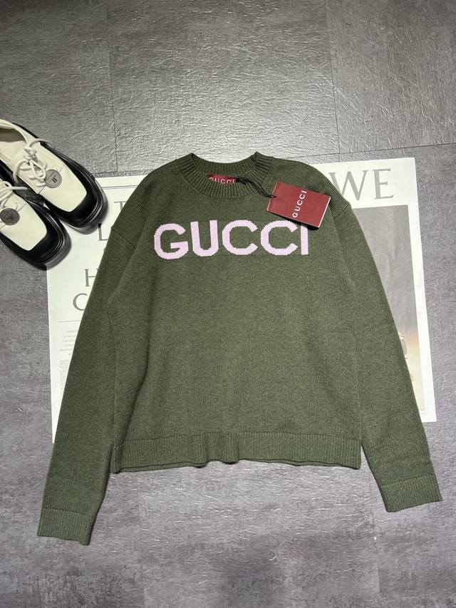 Gucc*25 Autumn/Winter New Premium Military Green Letter Sweater. The retro milit