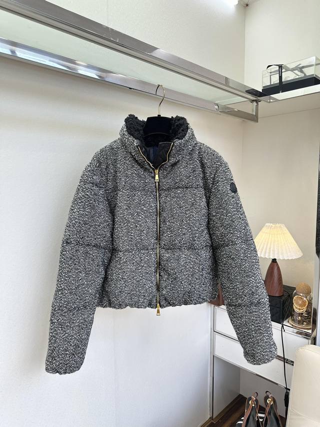 25 F Moncler's latest winter combat uniform, super beautiful tweed down jacket,