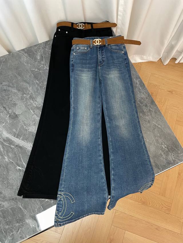 2025 New Chanel Double C Logo Flared Jeans Series: A Fashion Collision of Retro