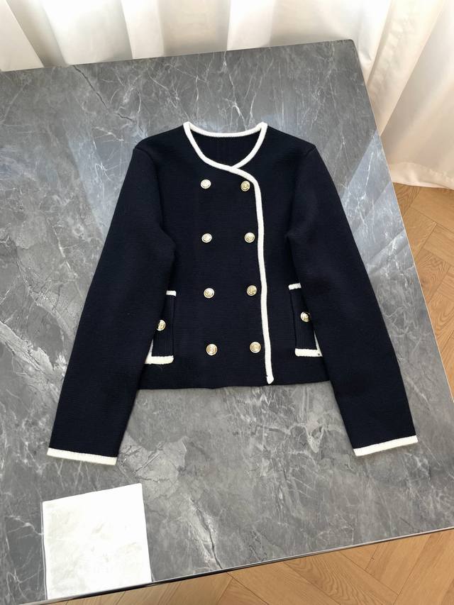 25 New French Chanel-style Knitted Short Cardigan: A classic example of elegant