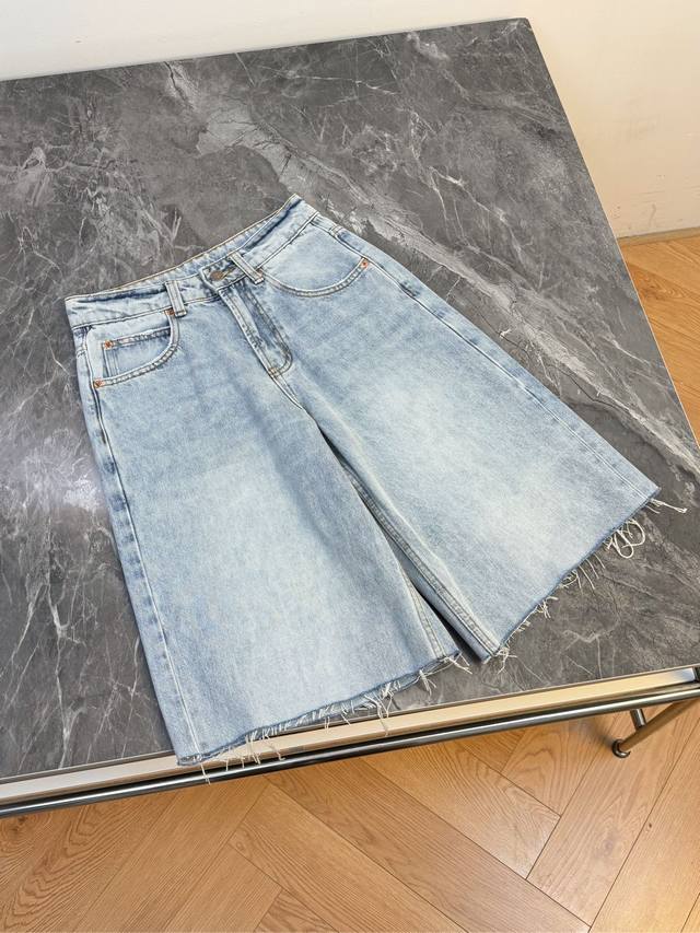 25 Early Autumn New Wide-Leg Denim Shorts - A must-have for the free-spirited an