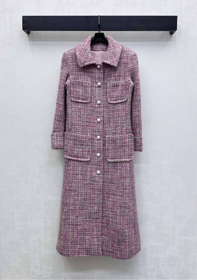 Chanel 2025 New Arrival: Checkered Tweed Dress Coat, Custom Made. Made with impo