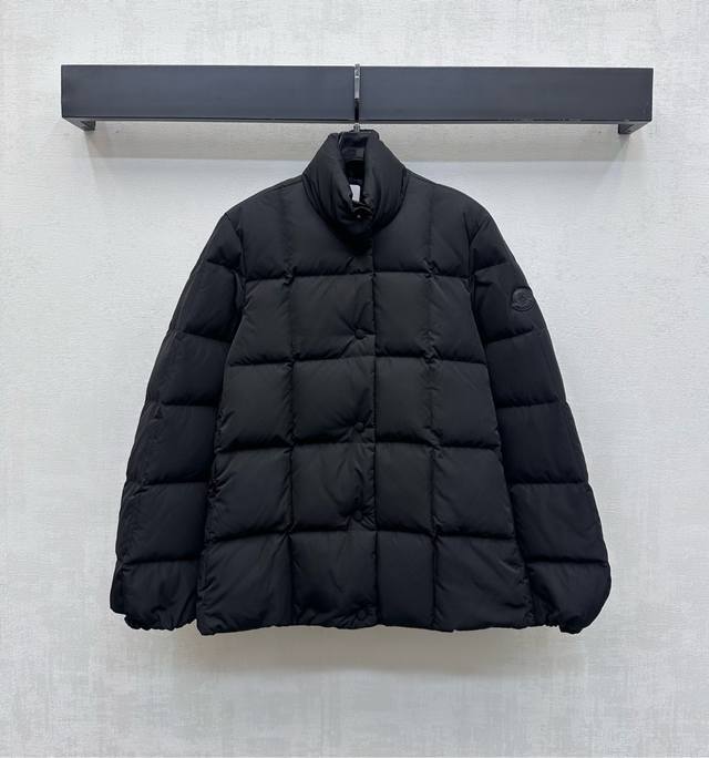 Moncle*2025 New Arrival: Rectangular Embossed Stand Collar Down Jacket, Custom M