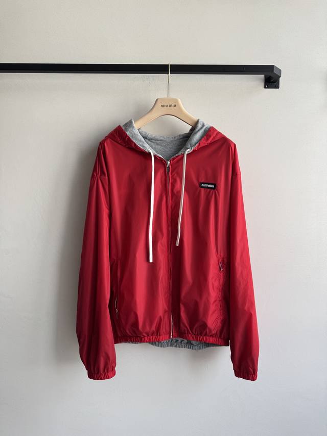 Miumi* 25Fw Early Autumn New Reversible Hooded Sweatshirt Jacket. Original desig