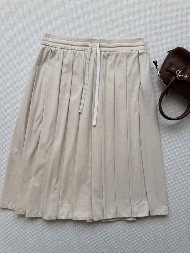 Miumi* 25Fw Early Autumn New Arrival Micro-Imprint Embroidered Cotton Pleated Sk