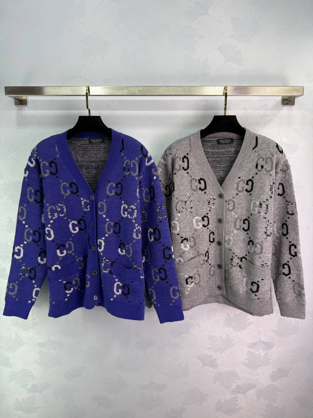 Gucc*25 Autumn/Winter New Knitted V-Neck Cardigan, Classic Double G Color Block