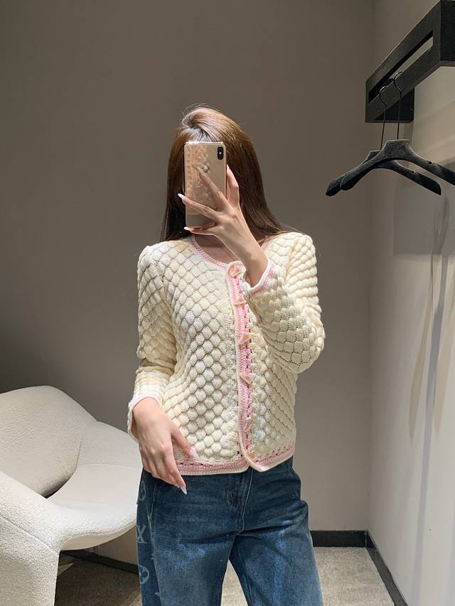 Cha*El 25B High-End Handcrafted Collection New Fish Scale Pattern Crew Neck Knit