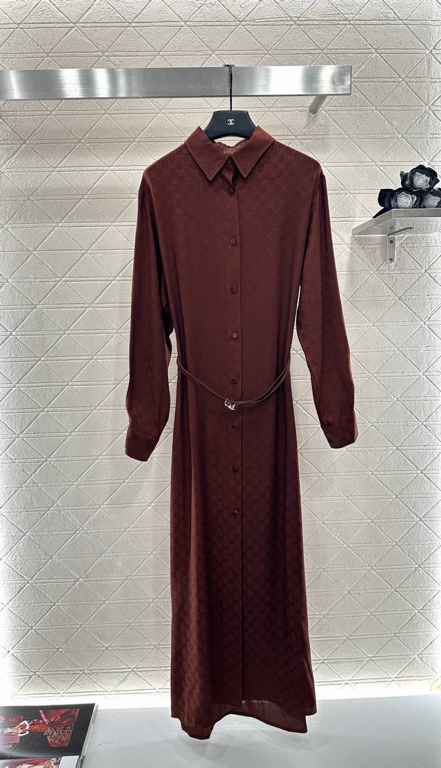 Gucc* 2025 New Arrival Jacquard Belt Dress. Made with imported twill fabric, thi