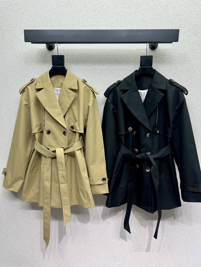 D brand trench coat, classic British style design, sophisticated and capable, ea