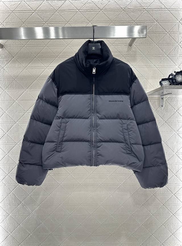 Alexander Wan*2025 New Arrival Color Block Rectangular Embossed Stand Collar Dow