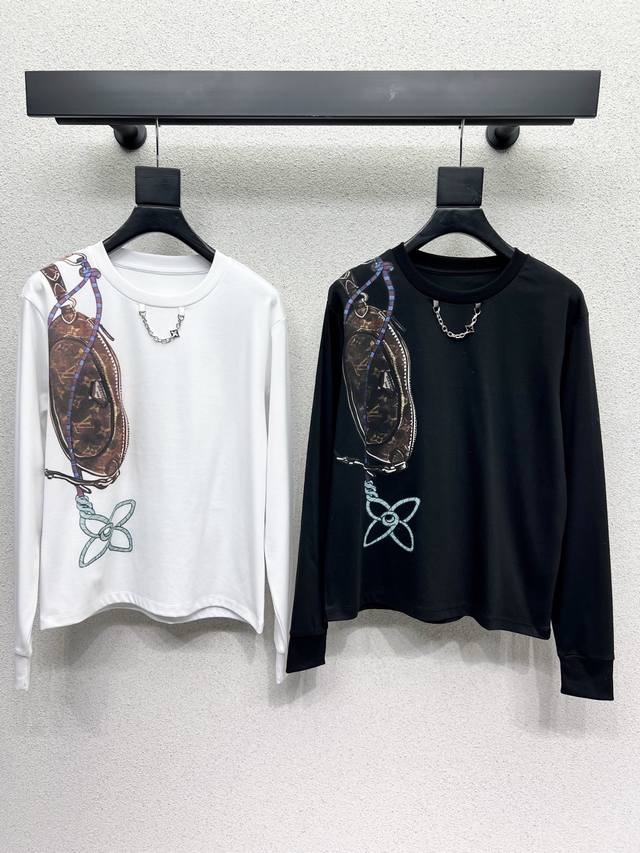 L brand printed top, with a delicate and soft texture, a classic and youthful pi