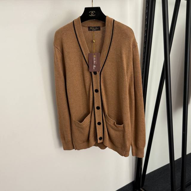 Style No. 20256931 Loro Piana*Lp New Relaxed and Elegant V-Neck Long-Sleeve Knit