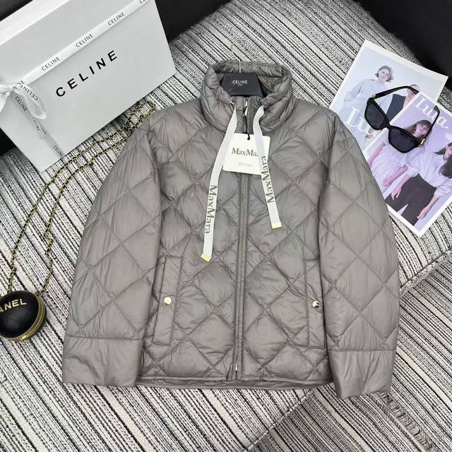 Highly recommend the 2025 early autumn/winter Max* new diamond-patterned stand-u