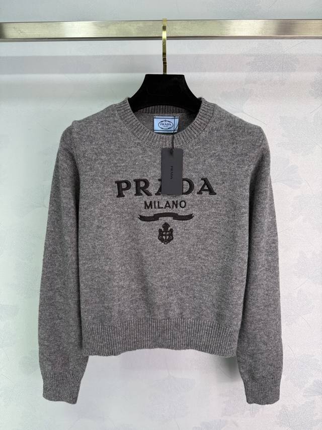 Prad* 2025 Autumn/Winter New Letter Crew Neck Pullover Sweater! Made of custom i