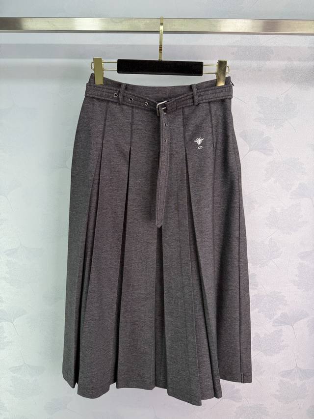 Dio* 25 New Retro Pleated Skirt with Custom Metal Waistband and Bee Embroidery.