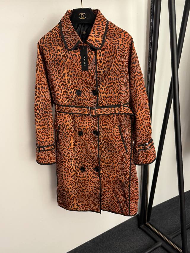 Style No. 20256888 Versac* New European and American Sexy Leopard Print Double-B