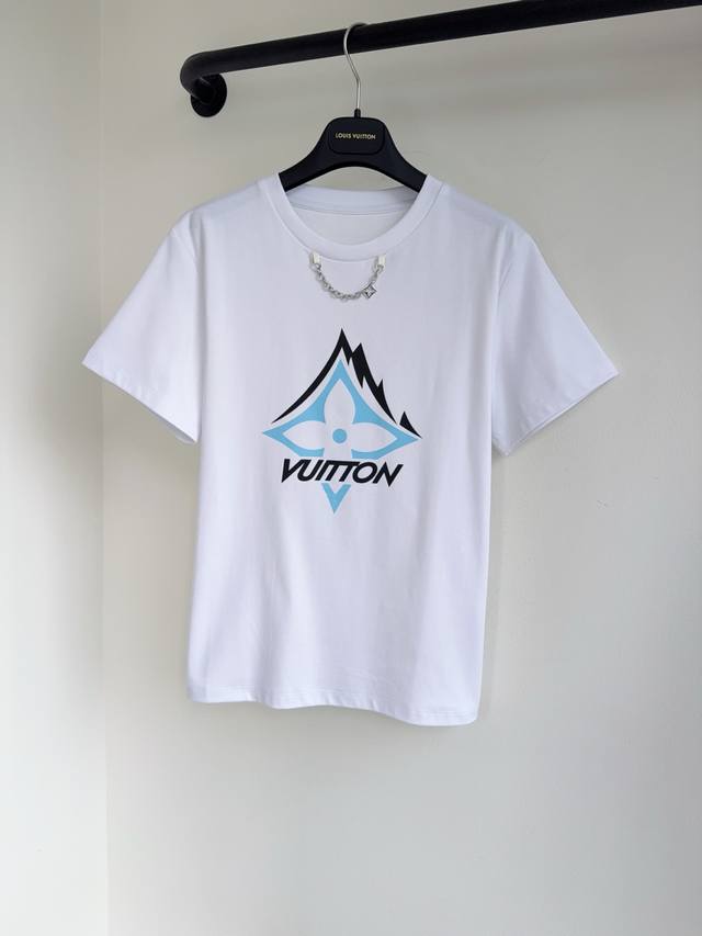 Louis 2025 Fall/Winter New Keepit Print T-Shirt Available Now. This T-shirt is m