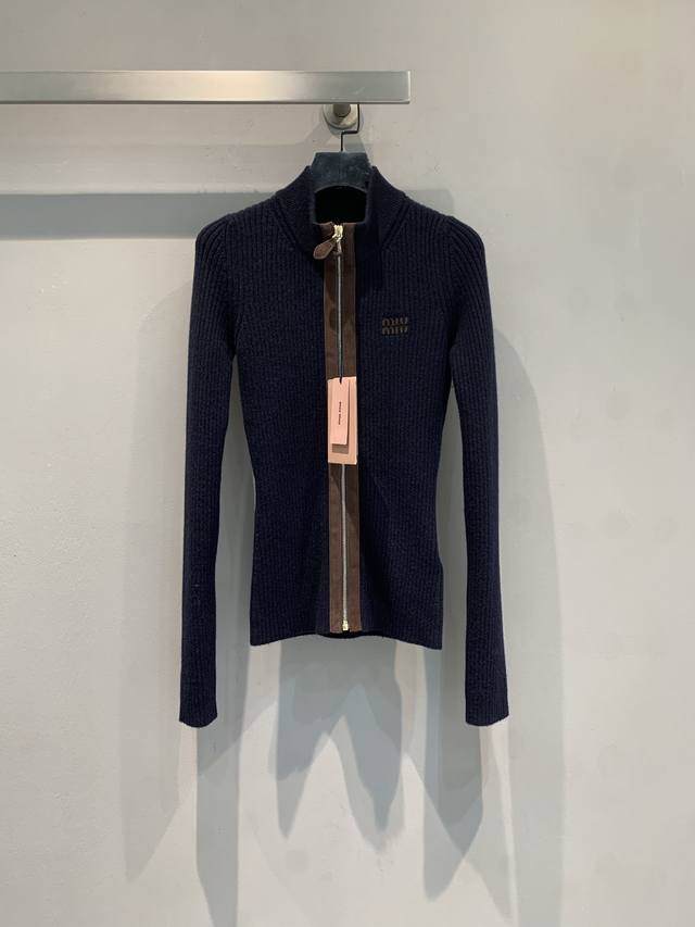 New Arrival! Piupi 2025 Autumn/Winter Retro-Style Chic Leather Zipper Cashmere K