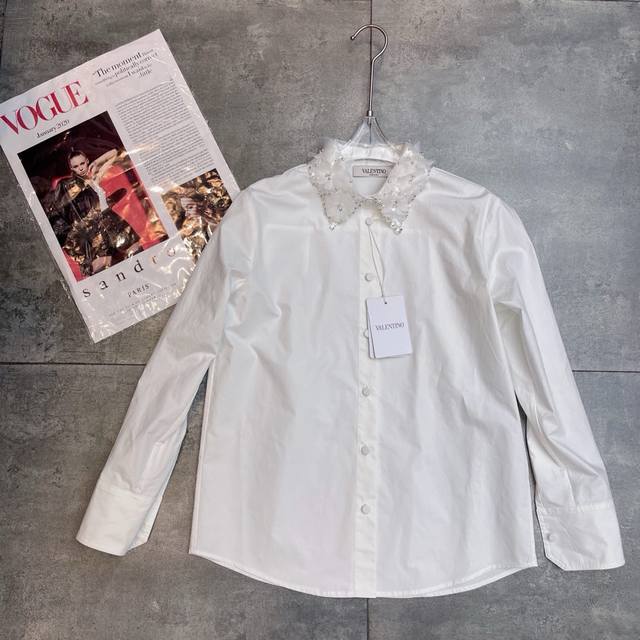 Restocked Hot-selling Valent 0ڢ runway 2025 early autumn boutique style, white s