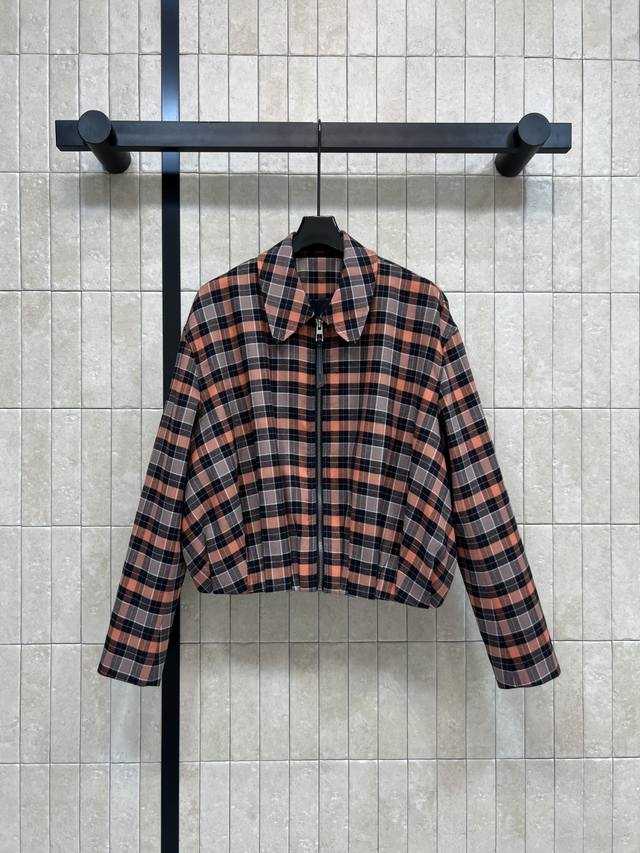 Lw's 2025 Autumn/Winter New Plaid Suit with Lapel Pleated Jacket + Paired Skirt.