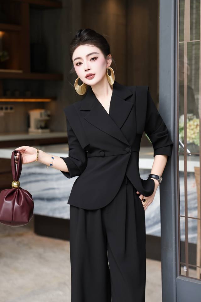 Original designer set, niche design, professional women's suit, autumn, mature a