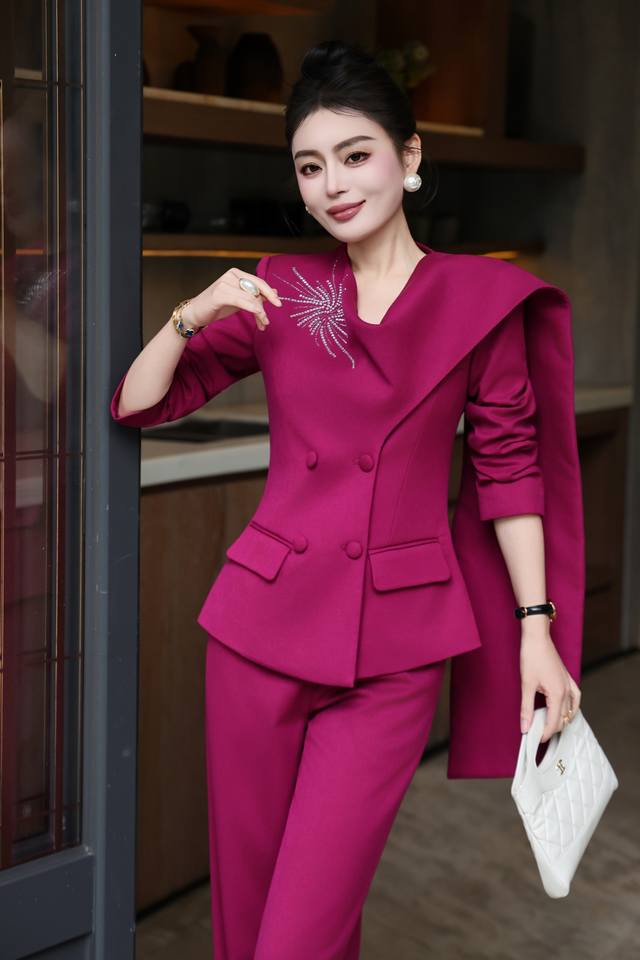 Original design, exclusive best-selling winter new fashionable mature woman styl