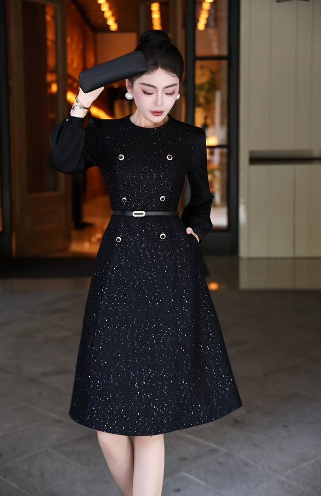 Dress High-end Chanel-style double-breasted patchwork dress with sequins and per