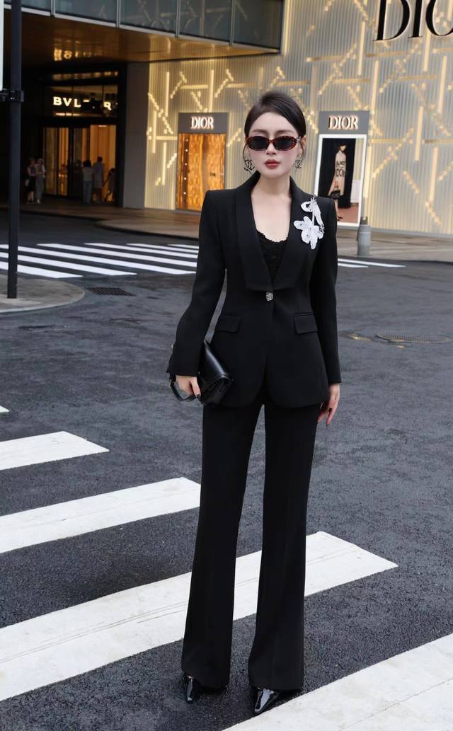 Set Autumn/Winter Thickened Wool Bestseller with Heavy Sequin Hand-stitched Flow