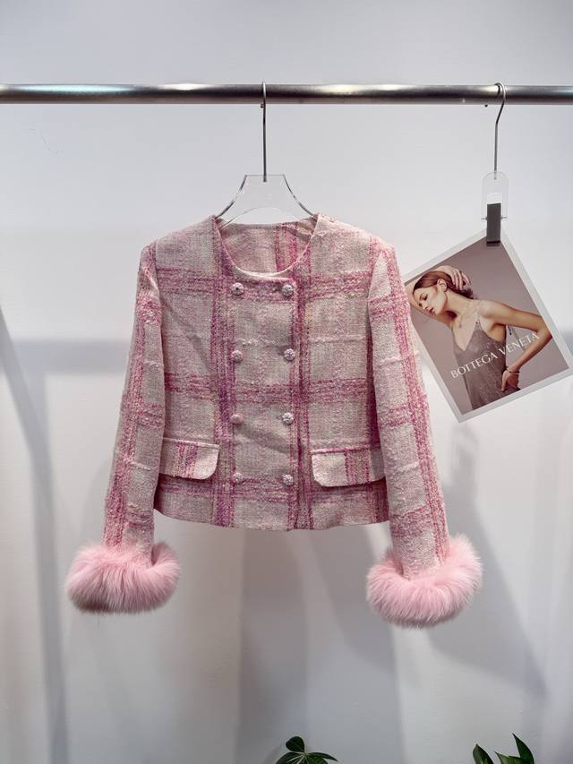 Outerwear Wool blend down jacket. Sizes M, XL. Ddd