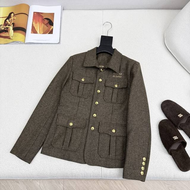 Miu Elegant Short Jacket, 25Ss, Autumn/Winter New Arrival. This brown herringbon
