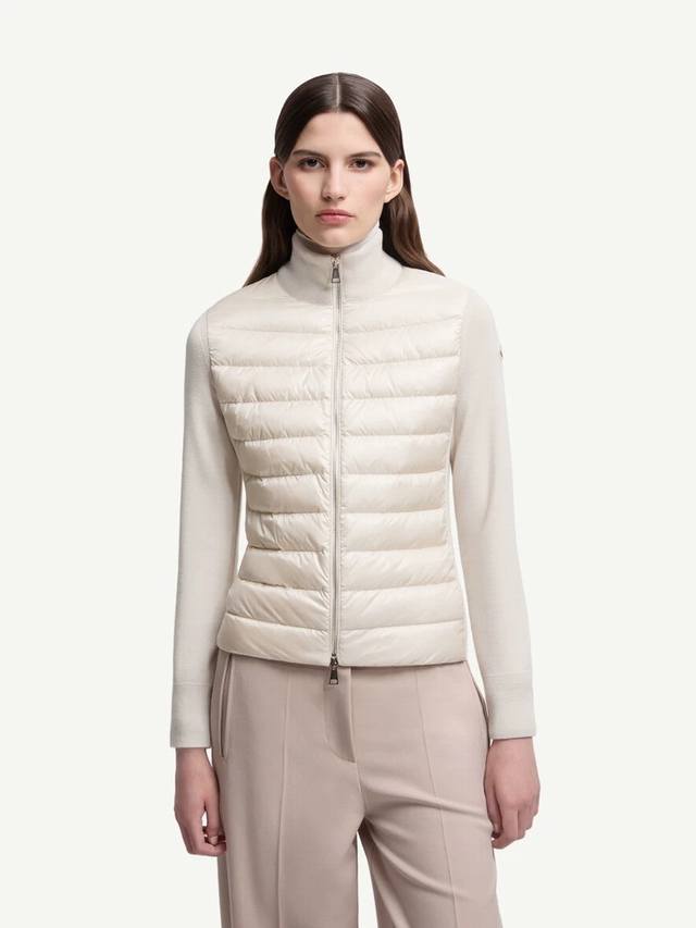 Moncler* New Arrival: High-end custom-made original letter logo hardware accesso