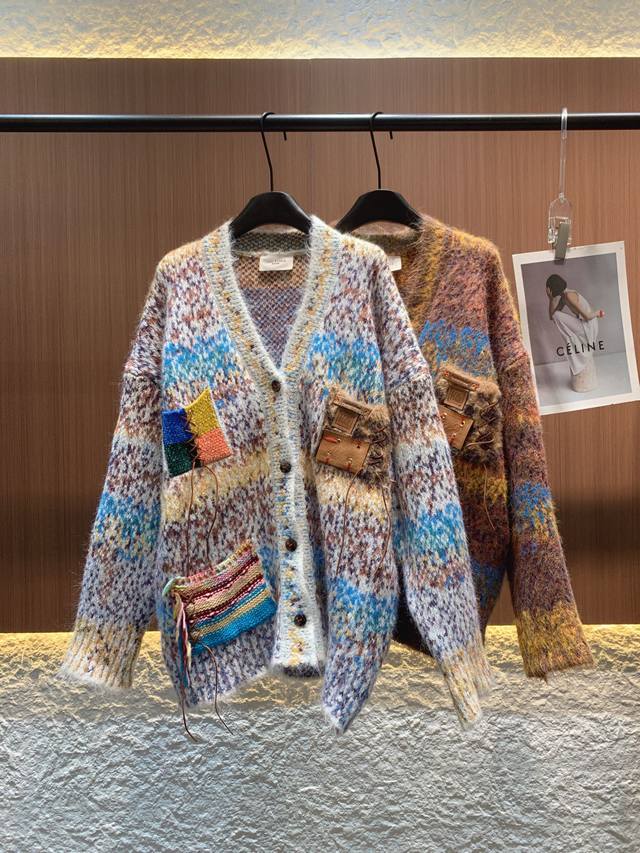 Isabelle's 2025 Autumn/Winter new collection features 70% cashmere and 30% mohai