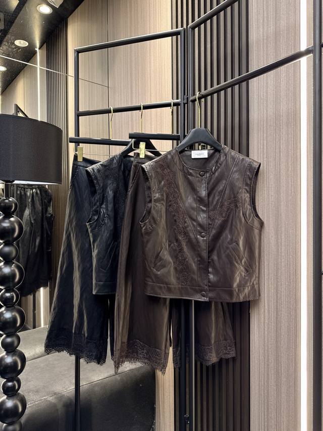 Isabel 2025 Autumn/Winter New PU Leather Lace-Trimmed Vest and Cropped Pants Set